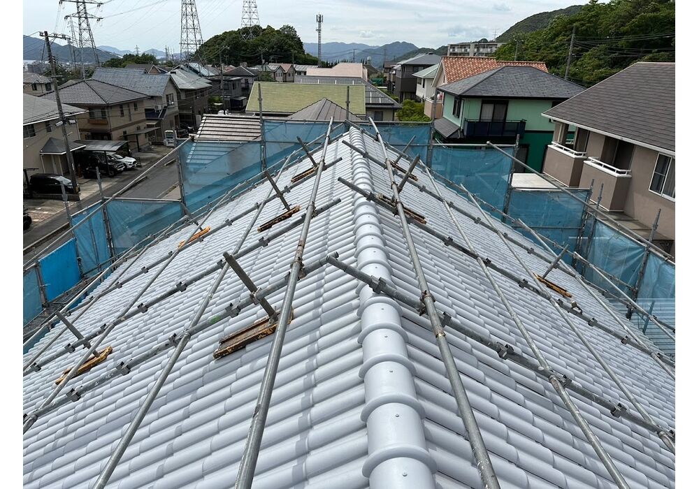 屋根下塗り