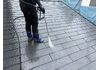 屋根高圧洗浄中